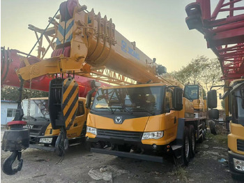 Mobile crane XCMG QY85