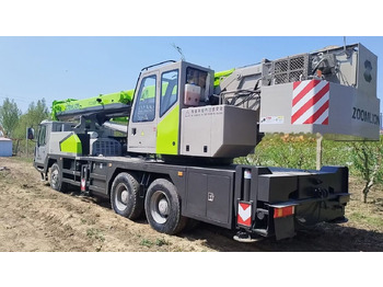Mobile crane Zoomlion ZTC300V: picture 4