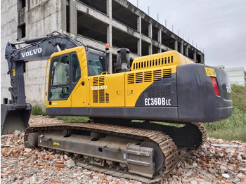 Crawler excavator VOLVO EC360: picture 2