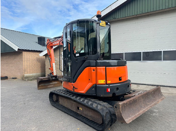 Mini excavator Hitachi ZX52U-3 CLR: picture 3