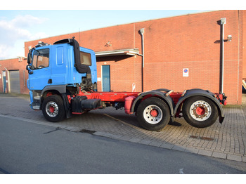 Cab chassis truck DAF  CF 450 6x2 Fahrgestell Klima Navi Lift Retarder: picture 4