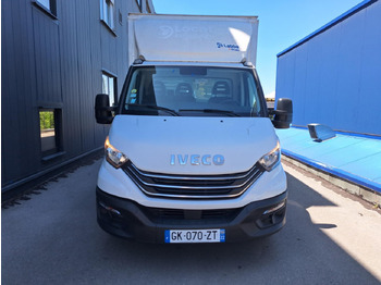 Box van IVECO Daily 35c16