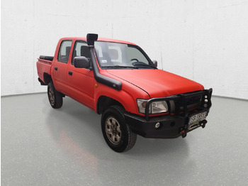Pickup truck TOYOTA Hilux