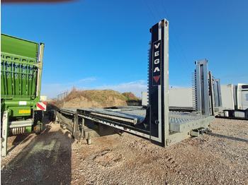 Car trailer