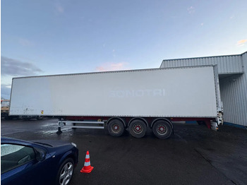 Closed box semi-trailer Fruehauf 3 Axle SMB , Box Trailer, Spring Suspension: picture 2 Closed box semi-trailer Fruehauf 3 Axle SMB , Box Trailer, Spring Suspension: picture 2