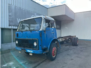 Cab chassis truck VOLVO