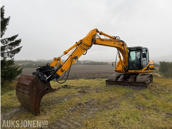Excavator JCB