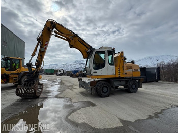 Excavator LIEBHERR A 316
