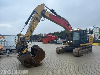 Crawler excavator CATERPILLAR 323