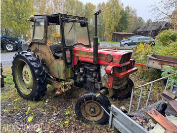 Farm tractor MASSEY FERGUSON 100 series