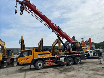 Mobile crane KOBELCO