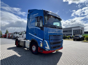 Tractor unit Volvo FH 460 4x2 trekker Globetrotter / 2x Fuel Tank: picture 3 Tractor unit Volvo FH 460 4x2 trekker Globetrotter / 2x Fuel Tank: picture 3