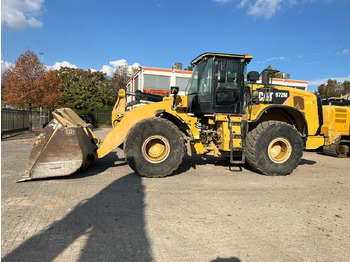 Wheel loader Caterpillar 972M: picture 3