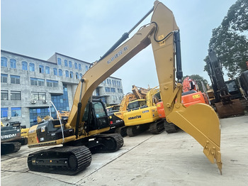 Crawler excavator CAT 320D2 excavator: picture 3