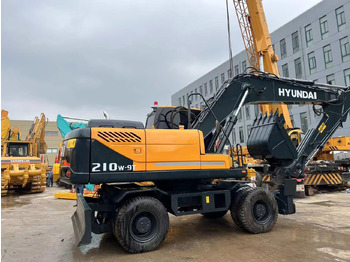 Wheel excavator Hyundai 210w-9 wheel excavator: picture 2 Wheel excavator Hyundai 210w-9 wheel excavator: picture 2