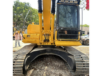 Crawler excavator KOMATSU PC130