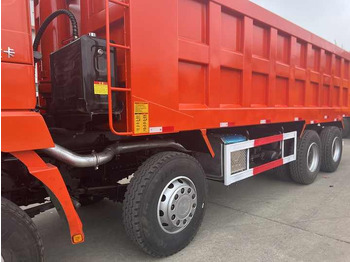 Tipper Used Shacman F3000 8X4 Dump Truck: picture 4