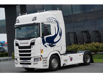 Tractor unit SCANIA S 520