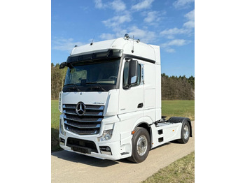 Tractor unit MERCEDES-BENZ Actros 1845