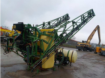 Tractor mounted sprayer John Deere 510: picture 3