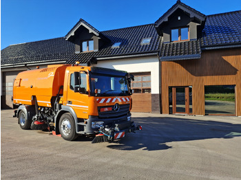 Road sweeper BUCHER