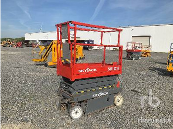 Scissor lift SKYJACK