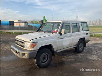 SUV TOYOTA Land Cruiser