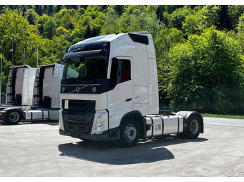 Tractor unit Volvo FH 500 // Zamiana na starszy //  Silnik Euro 6 nie Isave // Parkclima // XL // Radary // Duże zbiorniki // Gwarancja //: picture 2