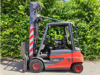 Electric forklift LINDE E
