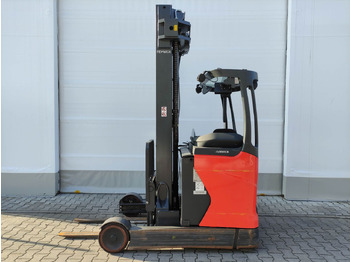 Reach truck LINDE R