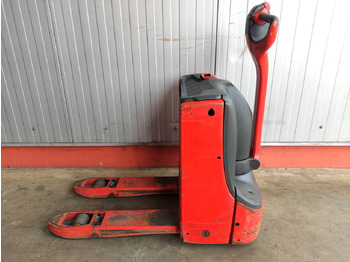 Pallet truck LINDE T16