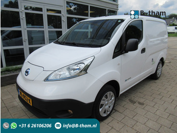 Small van NISSAN e-NV200