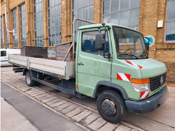 Flatbed van MERCEDES-BENZ Vario
