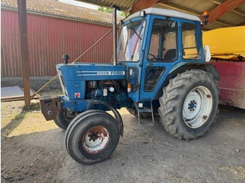 Farm tractor FORD