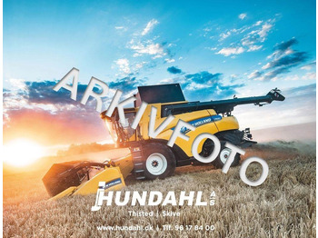 Combine harvester NEW HOLLAND CR series