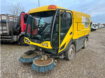 Road sweeper JOHNSTON