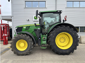 Farm tractor John Deere 6215R: picture 3