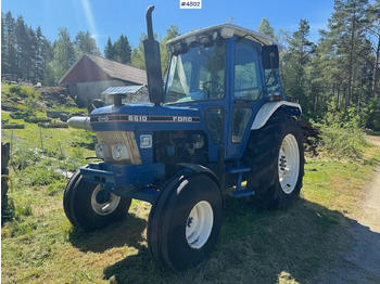 Farm tractor FORD