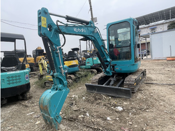 Mini excavator KUBOTA U-30: picture 3