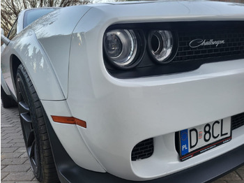 Coupe Dodge Challenger: picture 2