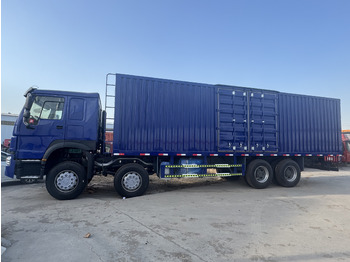 Box truck HOWO: picture 2