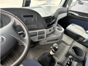 Tractor unit AUMAN GTL: picture 3