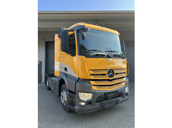 Tractor unit MERCEDES-BENZ Actros 1845