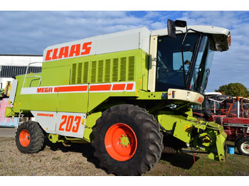 Combine harvester CLAAS Dominator