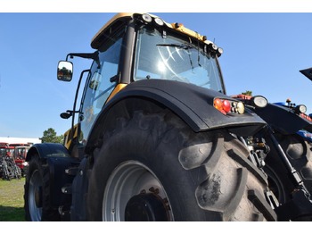 Farm tractor JCB Fastrac 8250: picture 4
