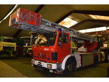 Fire truck MERCEDES-BENZ