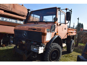 Municipal/ Special vehicle UNIMOG U1400