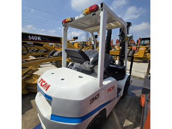 Diesel forklift TCM FD30: picture 3