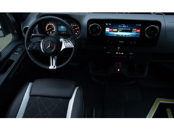 Interior photo 1: New School bus Mercedes-Benz Sprinter