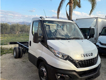 Van Iveco Daily 35c16: picture 2
